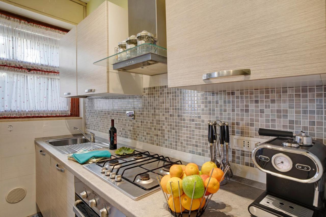 Casa Laura Elena Apartment San Bartolomeo Al Mare Ngoại thất bức ảnh